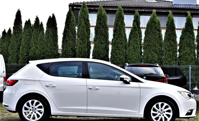 Seat Leon cena 37900 przebieg: 196000, rok produkcji 2014 z Urzędów małe 631